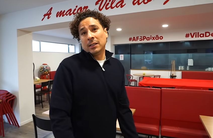 Hijo De Memo Ochoa
